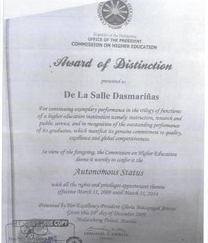 DE LA SALLE UNIVERSITY