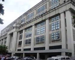 UNIVERSITY OF SANTO TOMAS