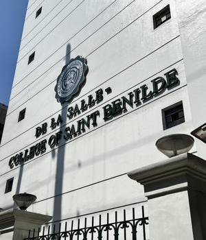DE LA SALLE COLLEGE OF SAINT B